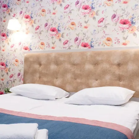 Apartment Barvy Lvova On Kostyushka St Dış mekan fotoğraf
