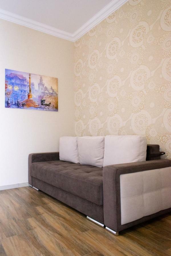 Apartment Barvy Lvova On Kostyushka St *