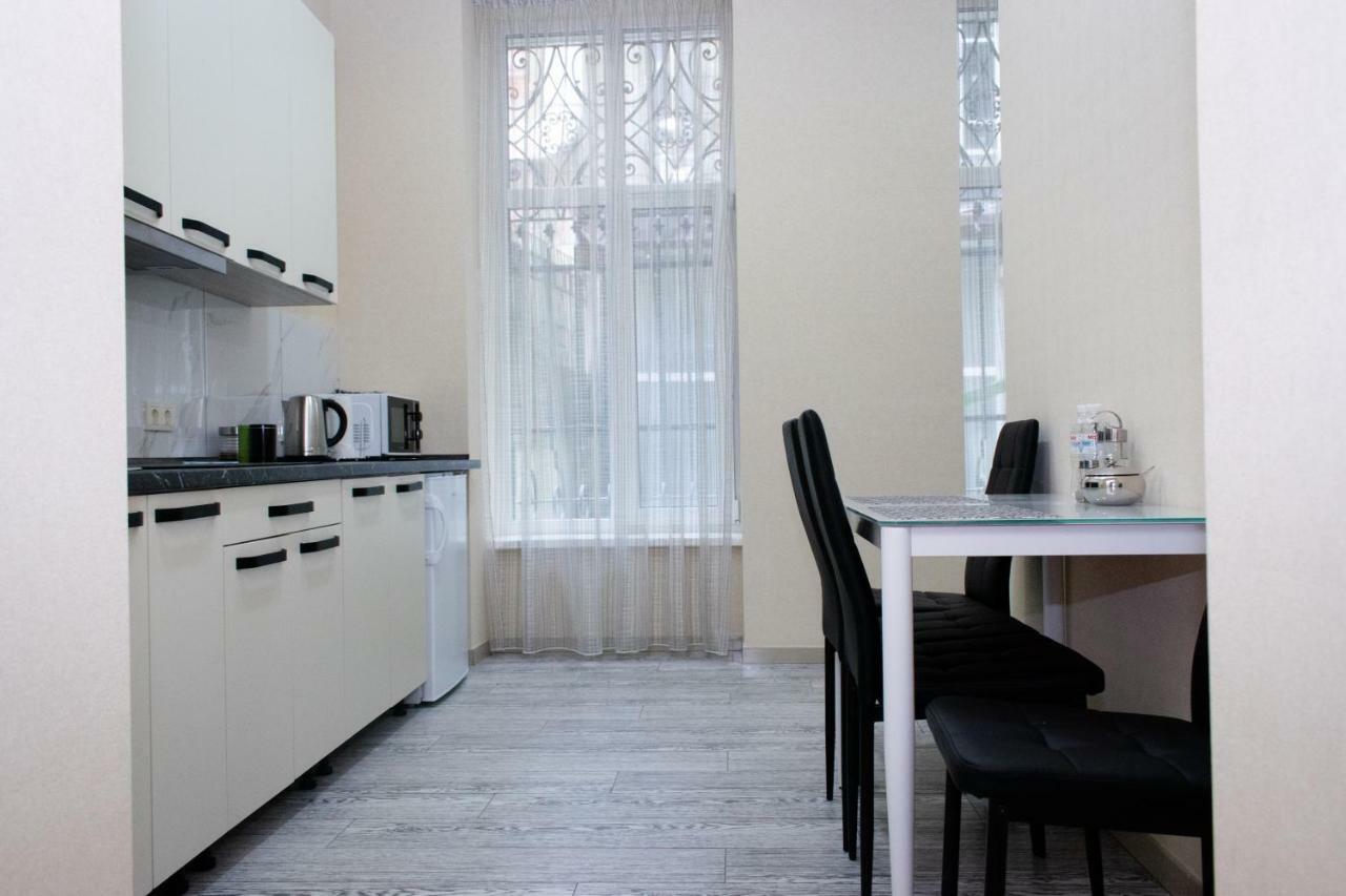 Barvy Lvova On Kostyushka St Apartment